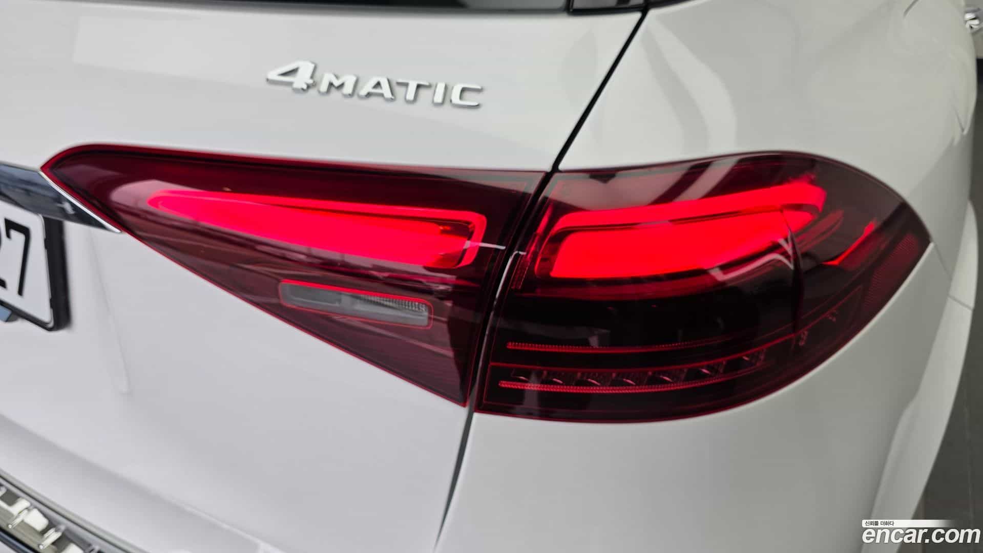 GLE-Class Mercedes-Benz 2025.6-OUTER-033