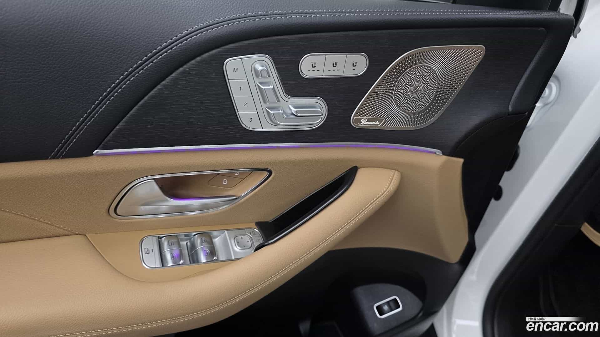 GLE-Class Mercedes-Benz 2025.6-OPTION-042