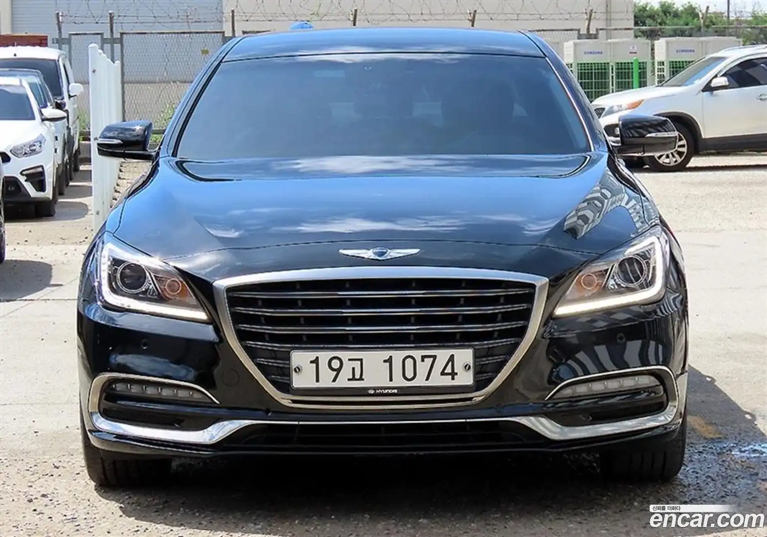 G80 Genesis 2016.10-OUTER-001