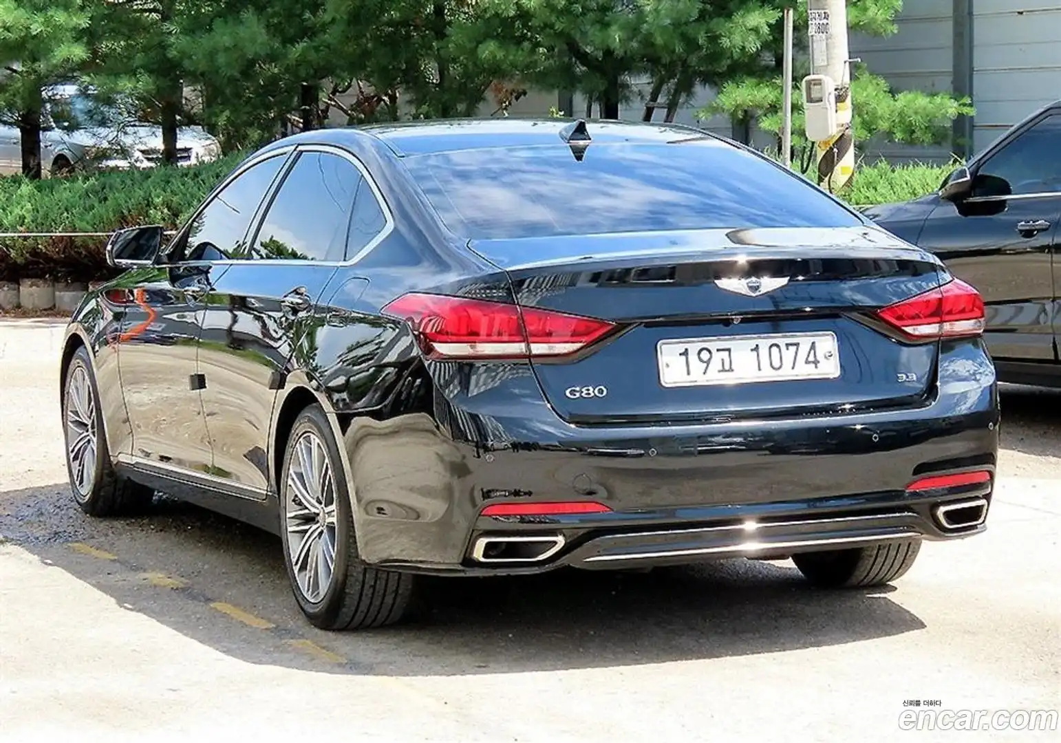G80 Genesis 2016.10-OUTER-003