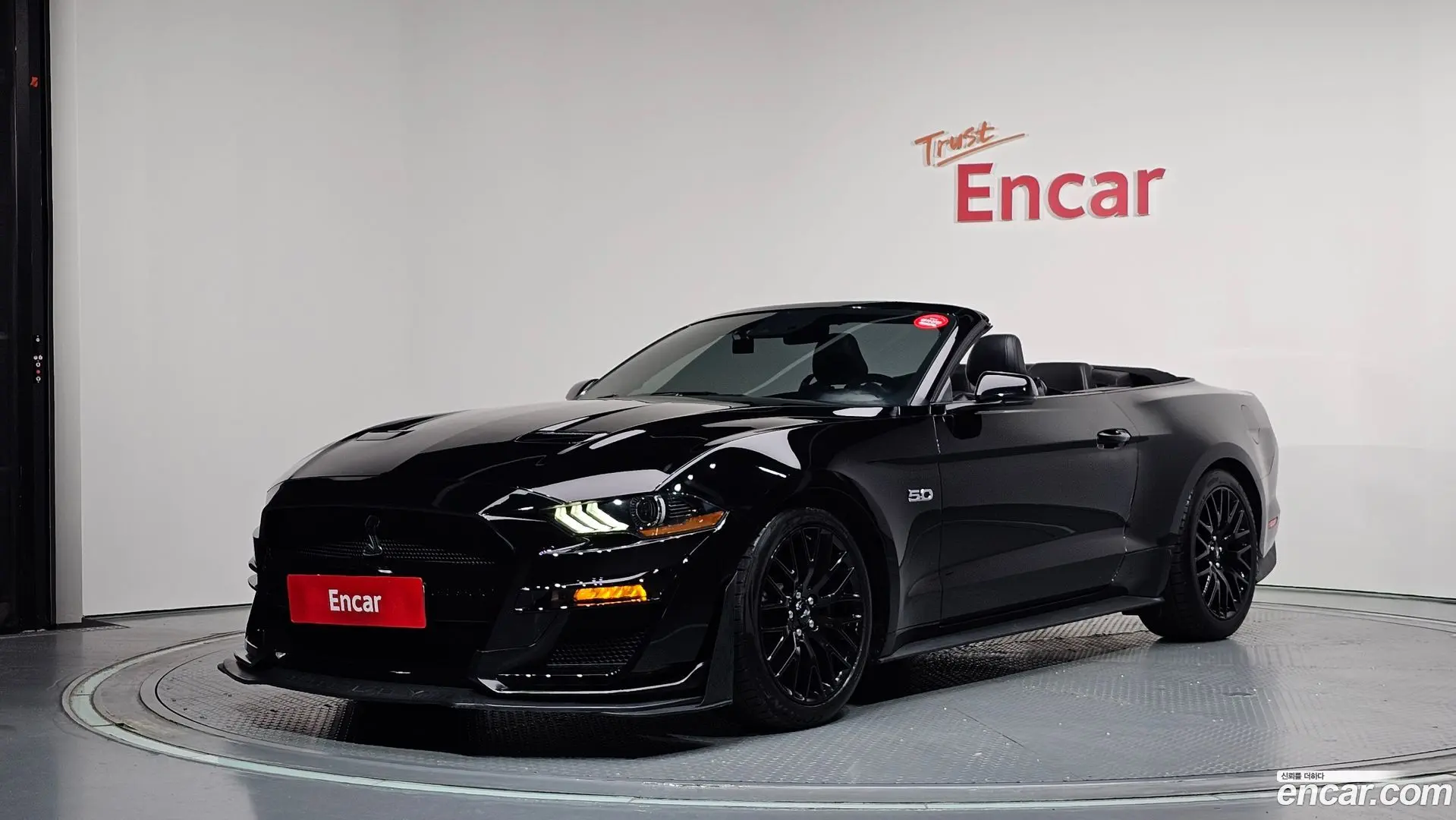 Main__Slider__Photo:Mustang Ford 2019.9-0