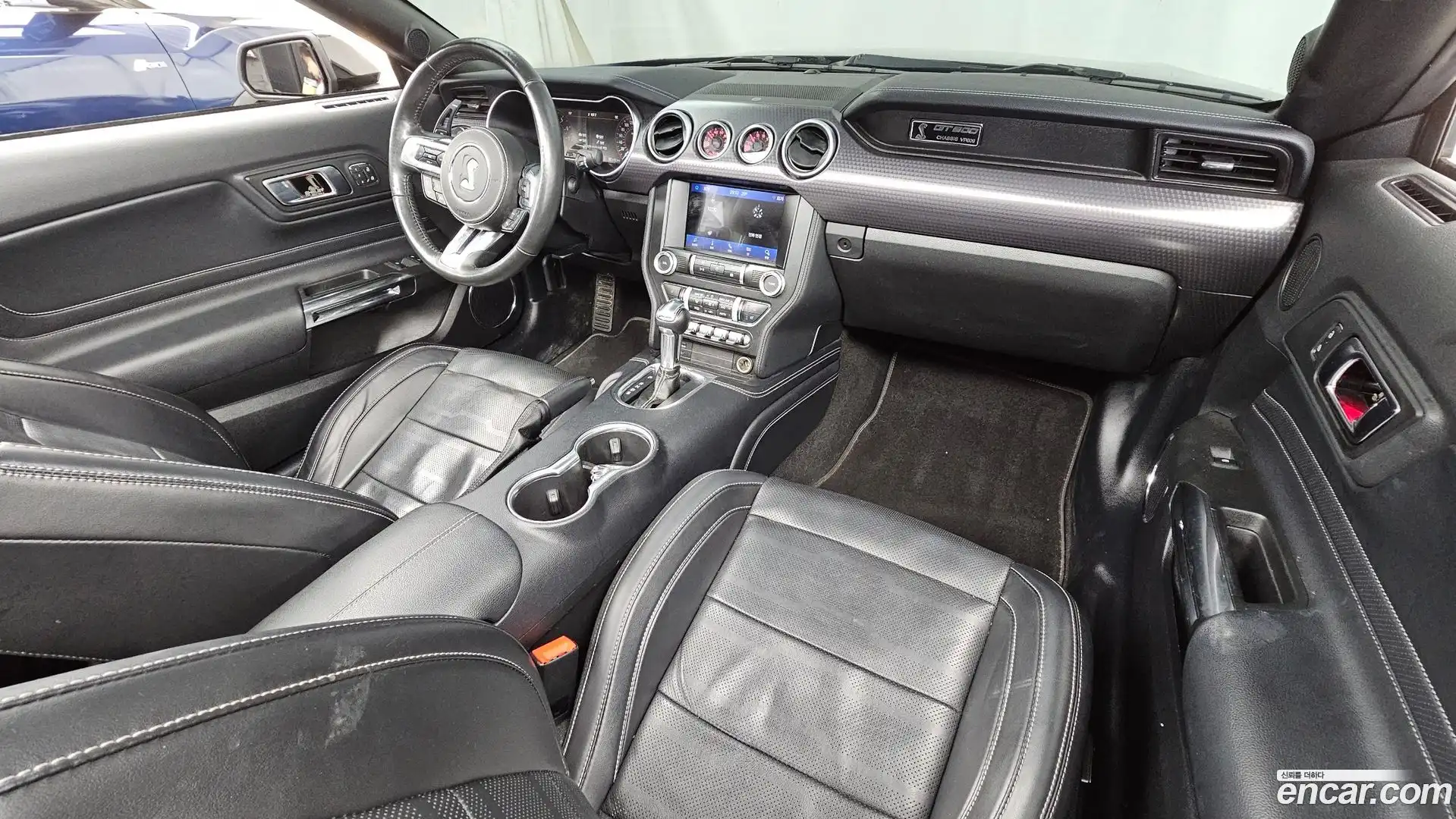 Mustang Ford 2019.9-INNER-007