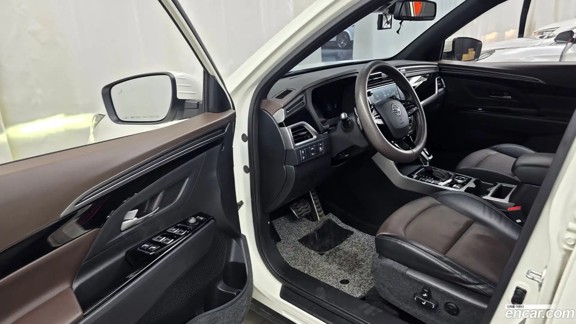 KORANDO KG Mobility 2019.9-INNER-010