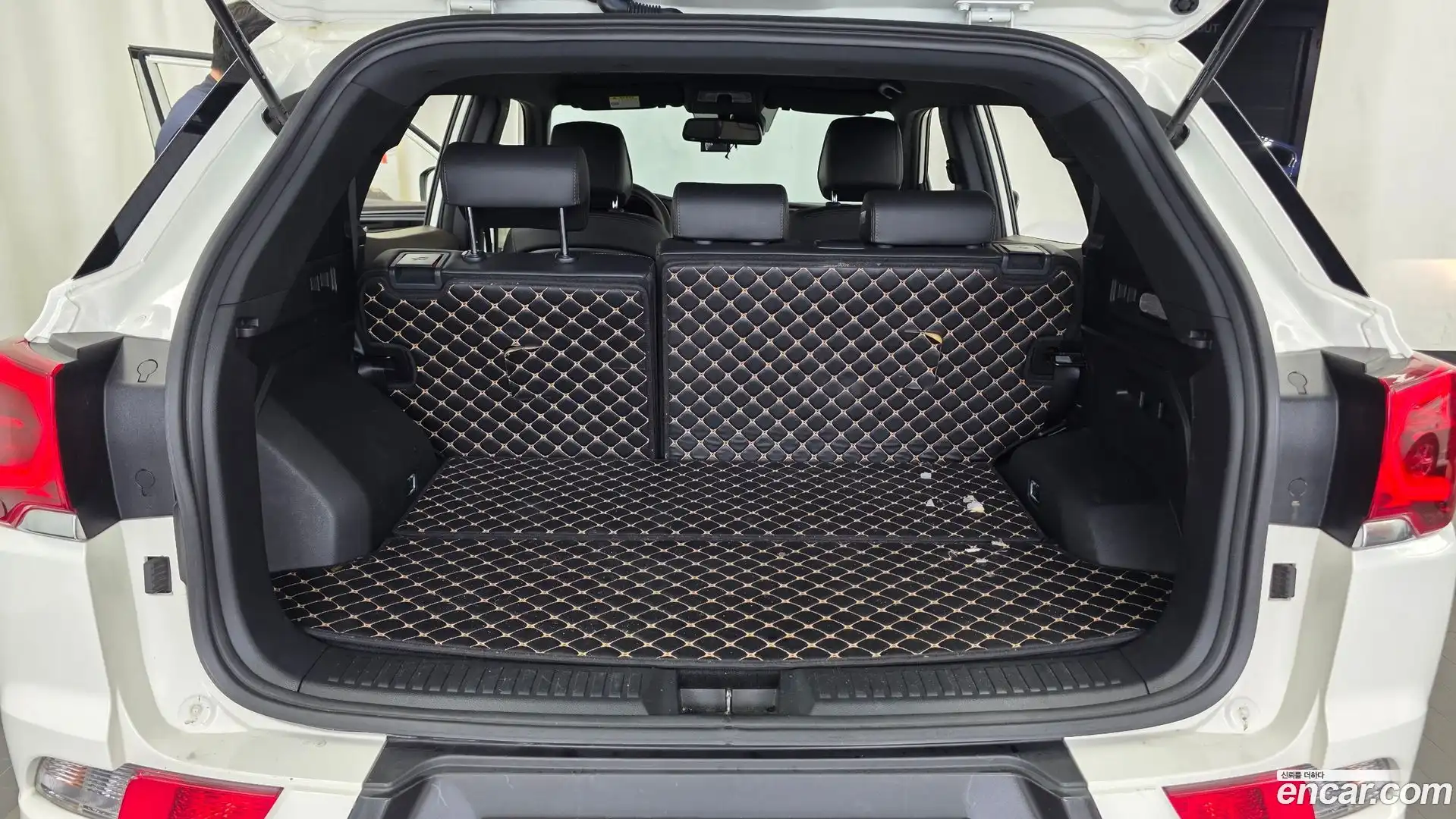 KORANDO KG Mobility 2019.9-OPTION-024