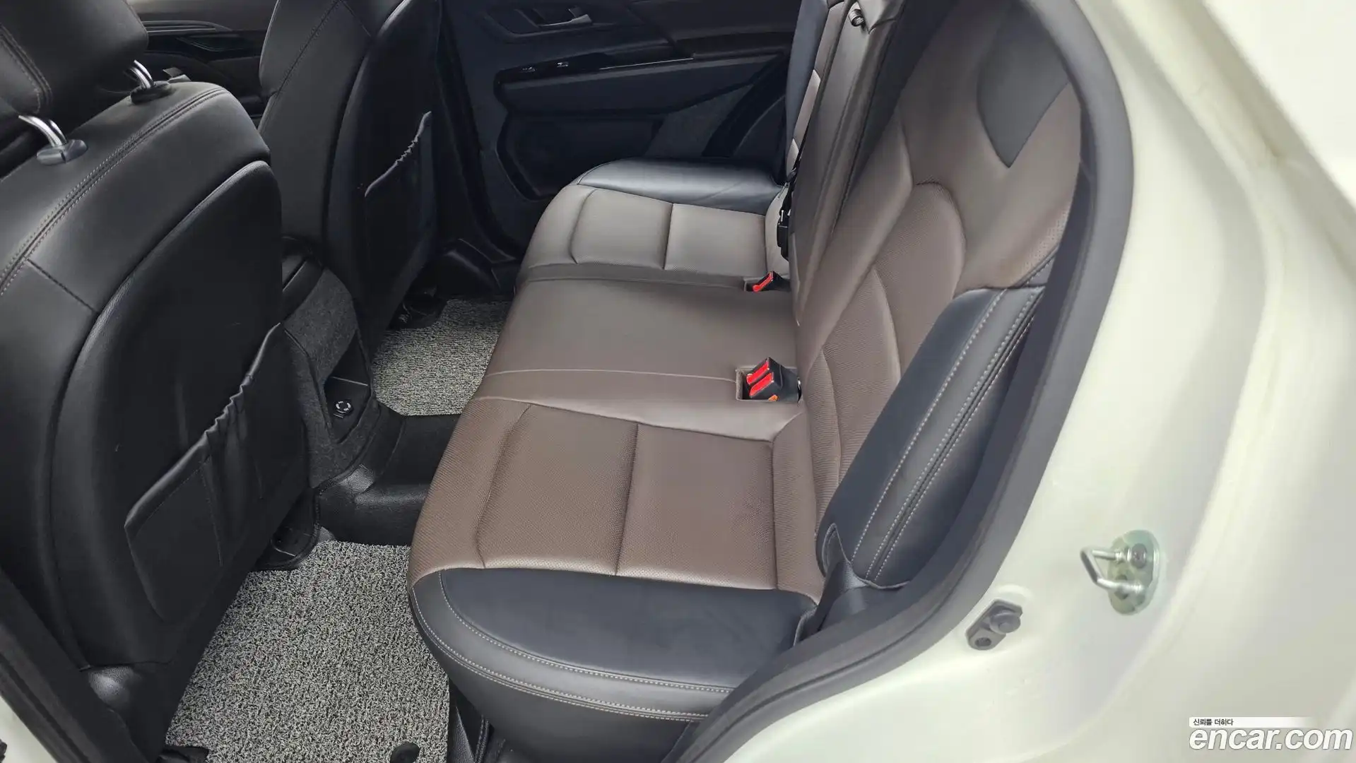 KORANDO KG Mobility 2019.9-INNER-036
