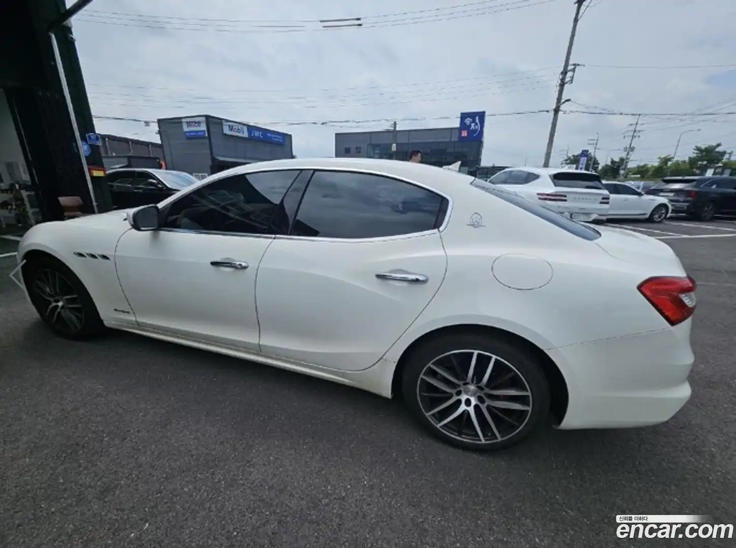 Ghibli Maserati 2018.2-OUTER-004