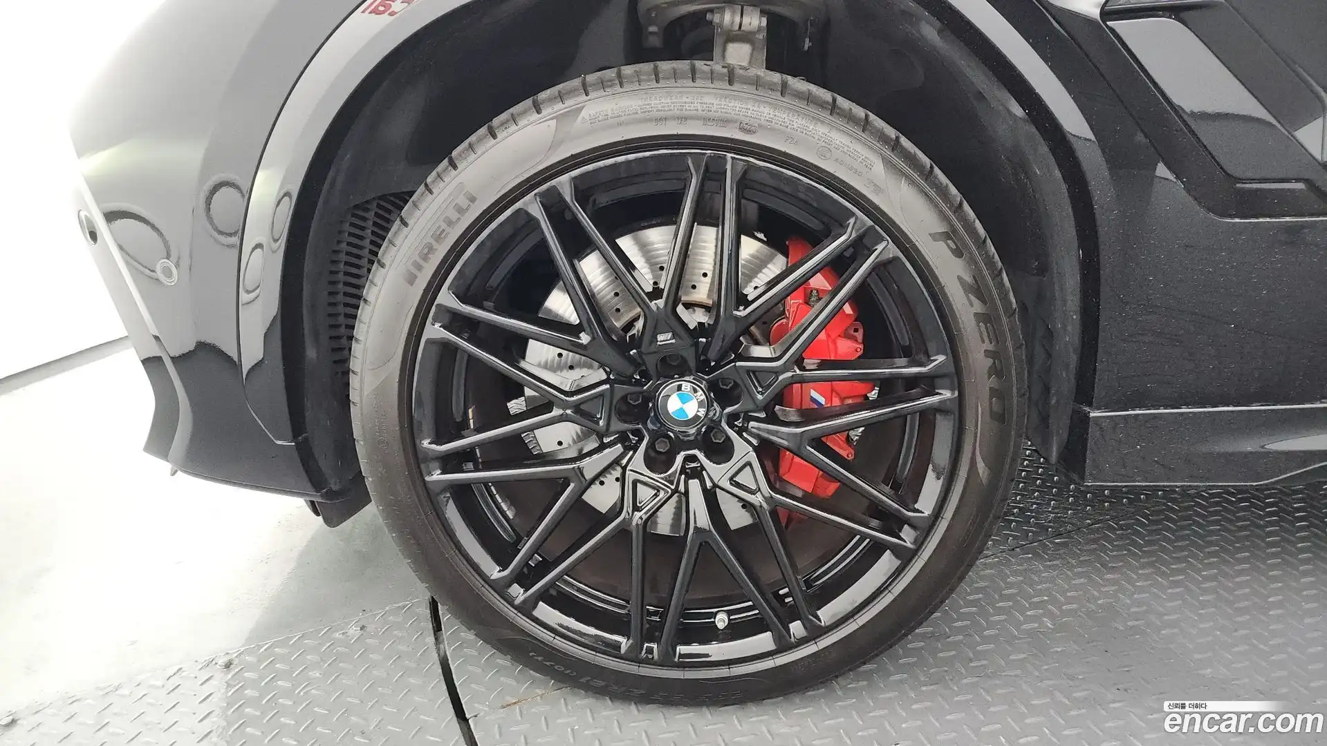 X6M BMW 2021.4-OUTER-005