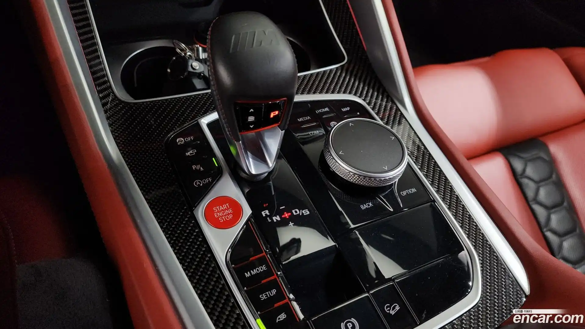 X6M BMW 2021.4-INNER-009