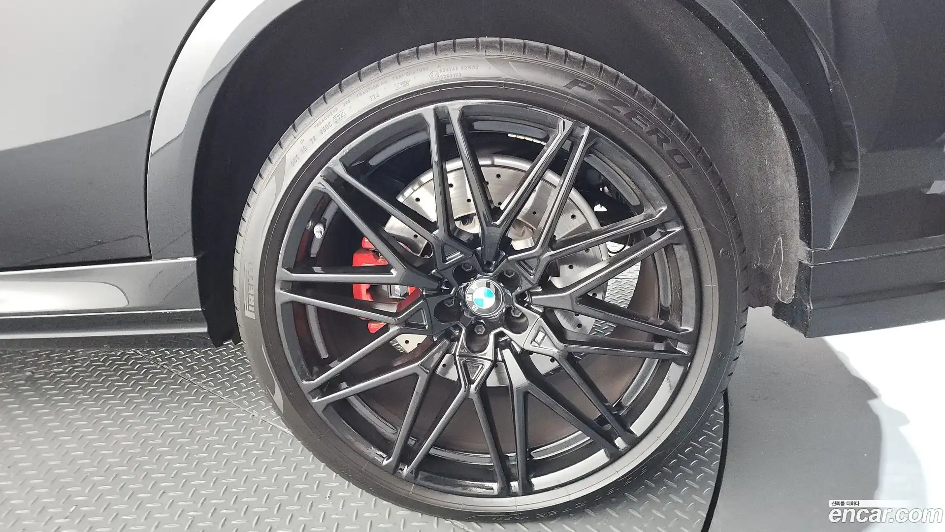 X6M BMW 2021.4-OUTER-031