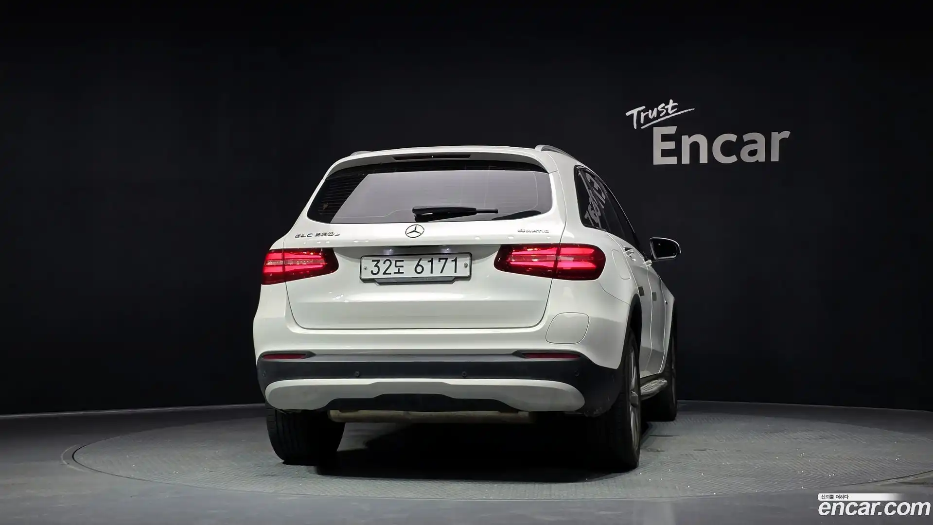 GLC-Class Mercedes-Benz 2019.6-OUTER-004