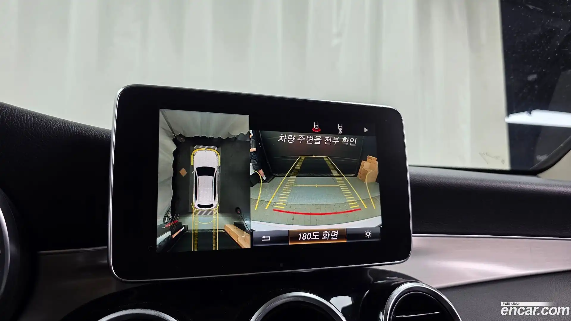 GLC-Class Mercedes-Benz 2019.6-OPTION-019