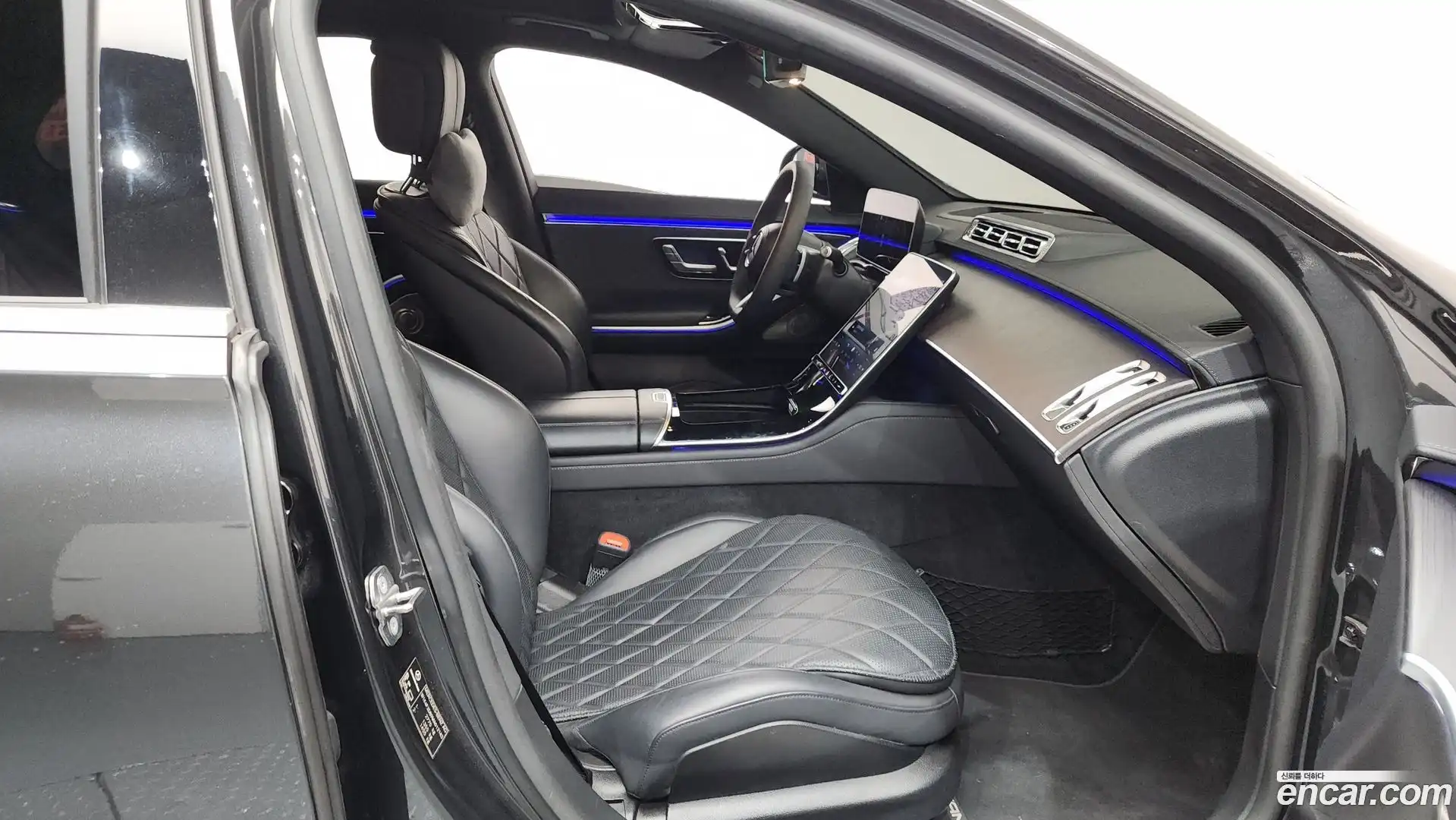 S-Class Mercedes-Benz 2021.4-INNER-036