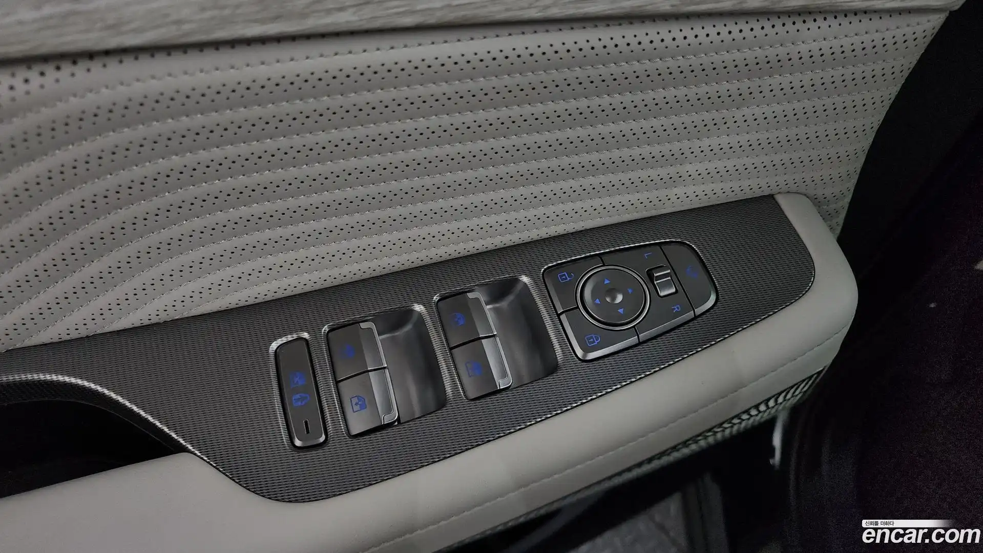 Palisade Hyundai 2023.0-OPTION-041