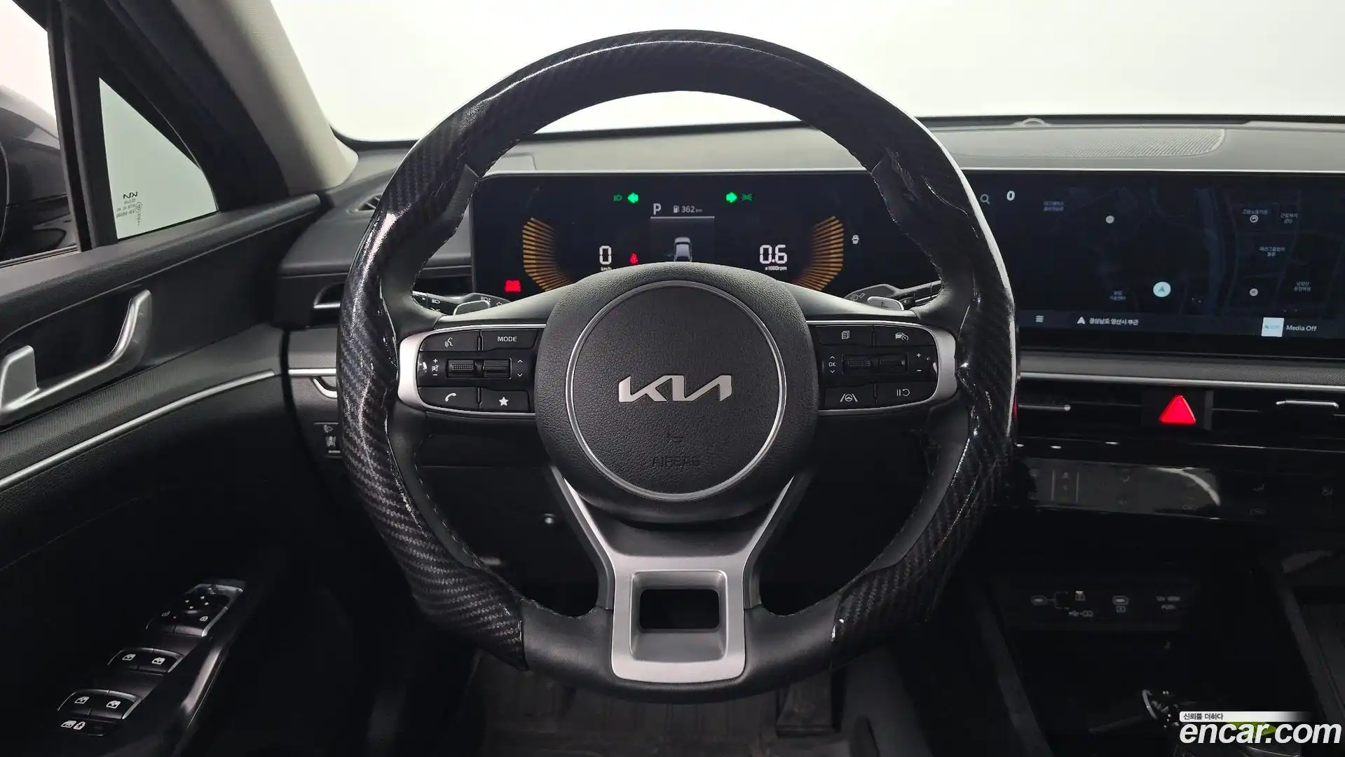 K5 Kia 2024.8-OPTION-017