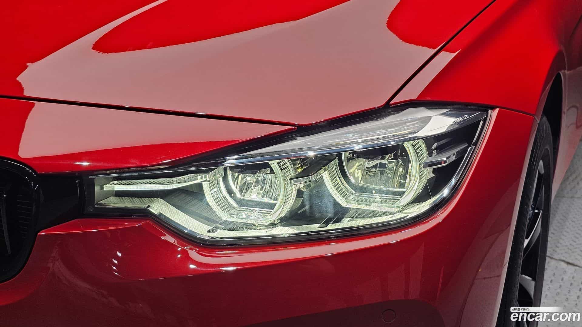 3-Series BMW 2018.1-OUTER-032