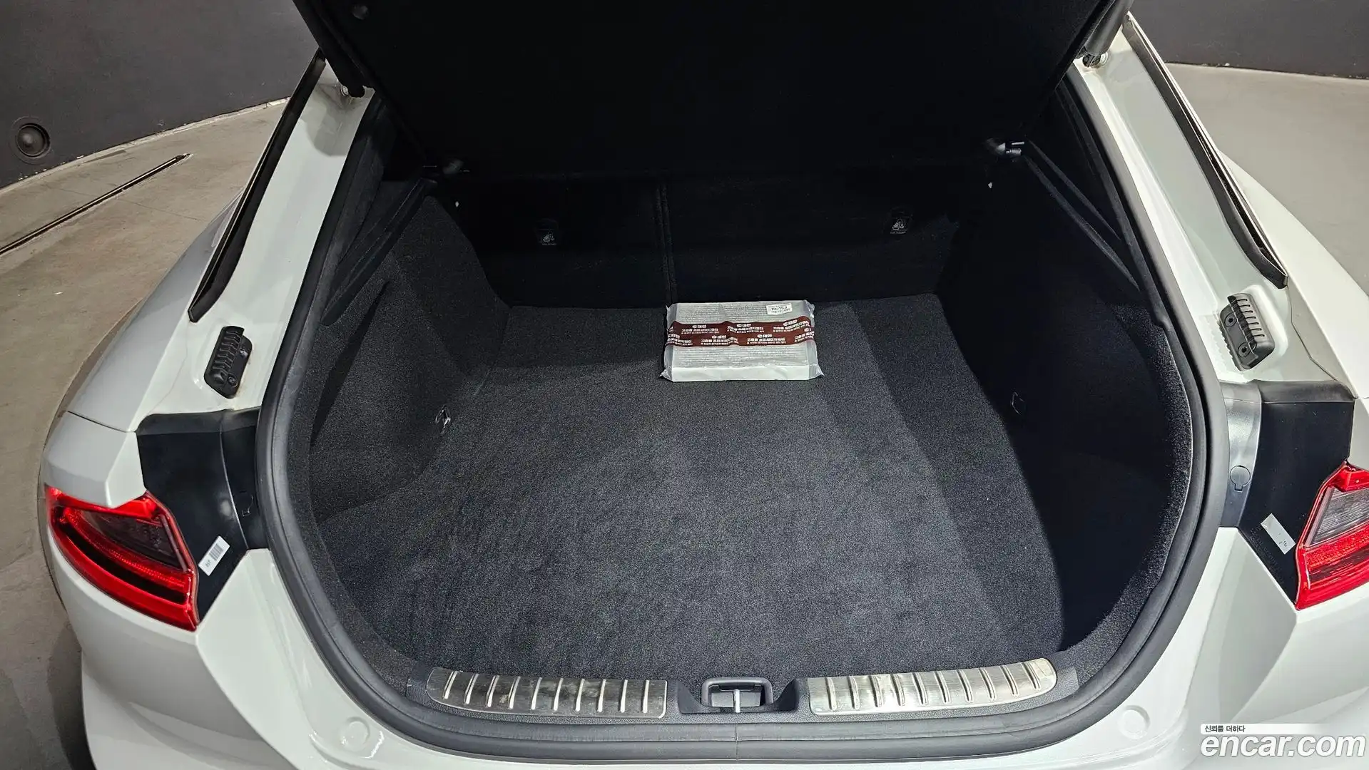 Stinger Kia 2018.9-OPTION-045