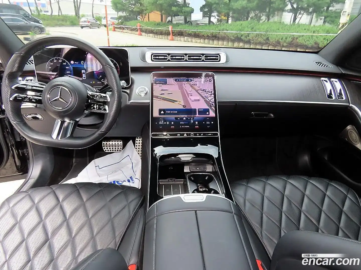 S-Class Mercedes-Benz 2022.3-INNER-007