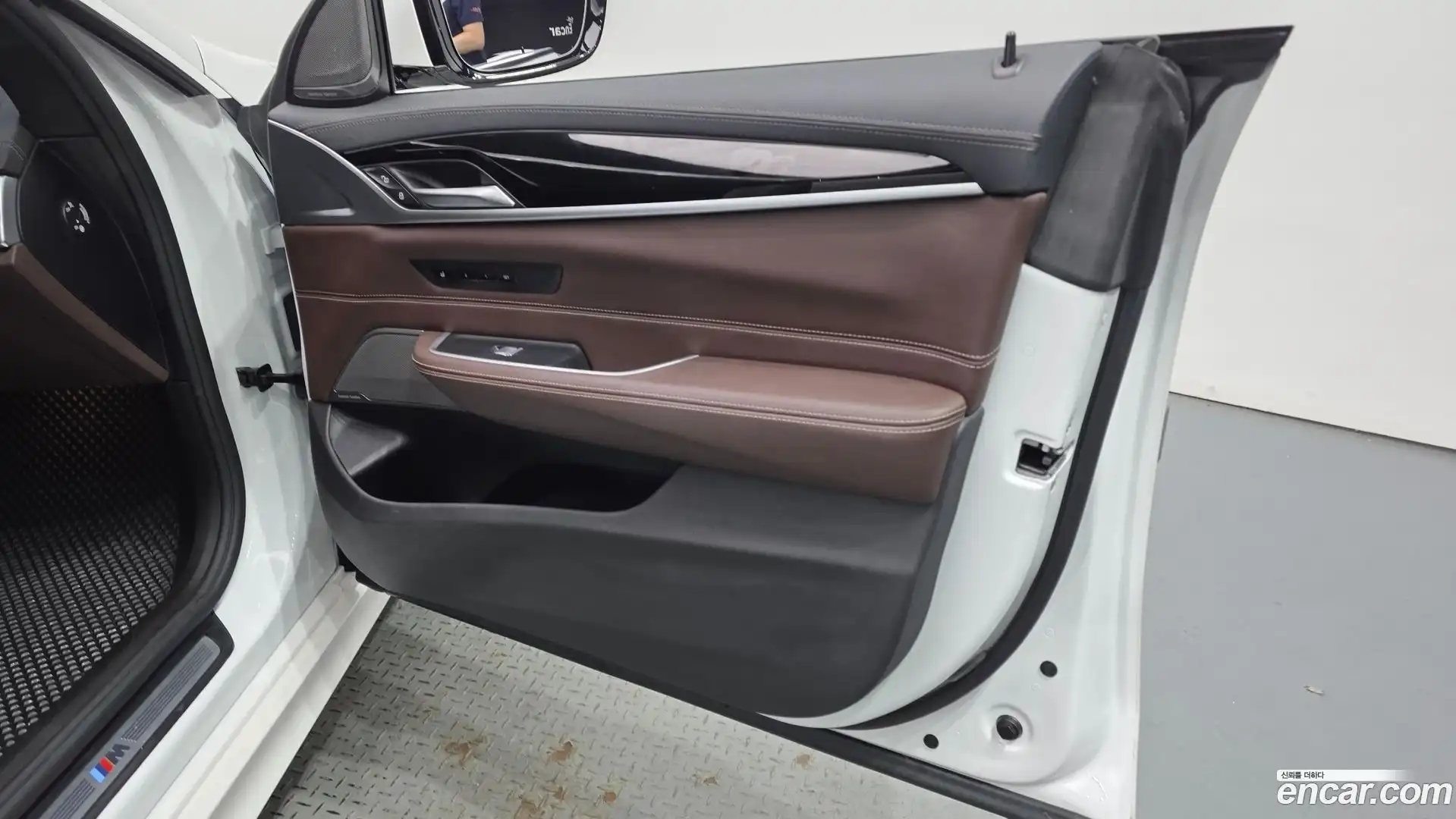Gran Turismo BMW 2024.4-INNER-034