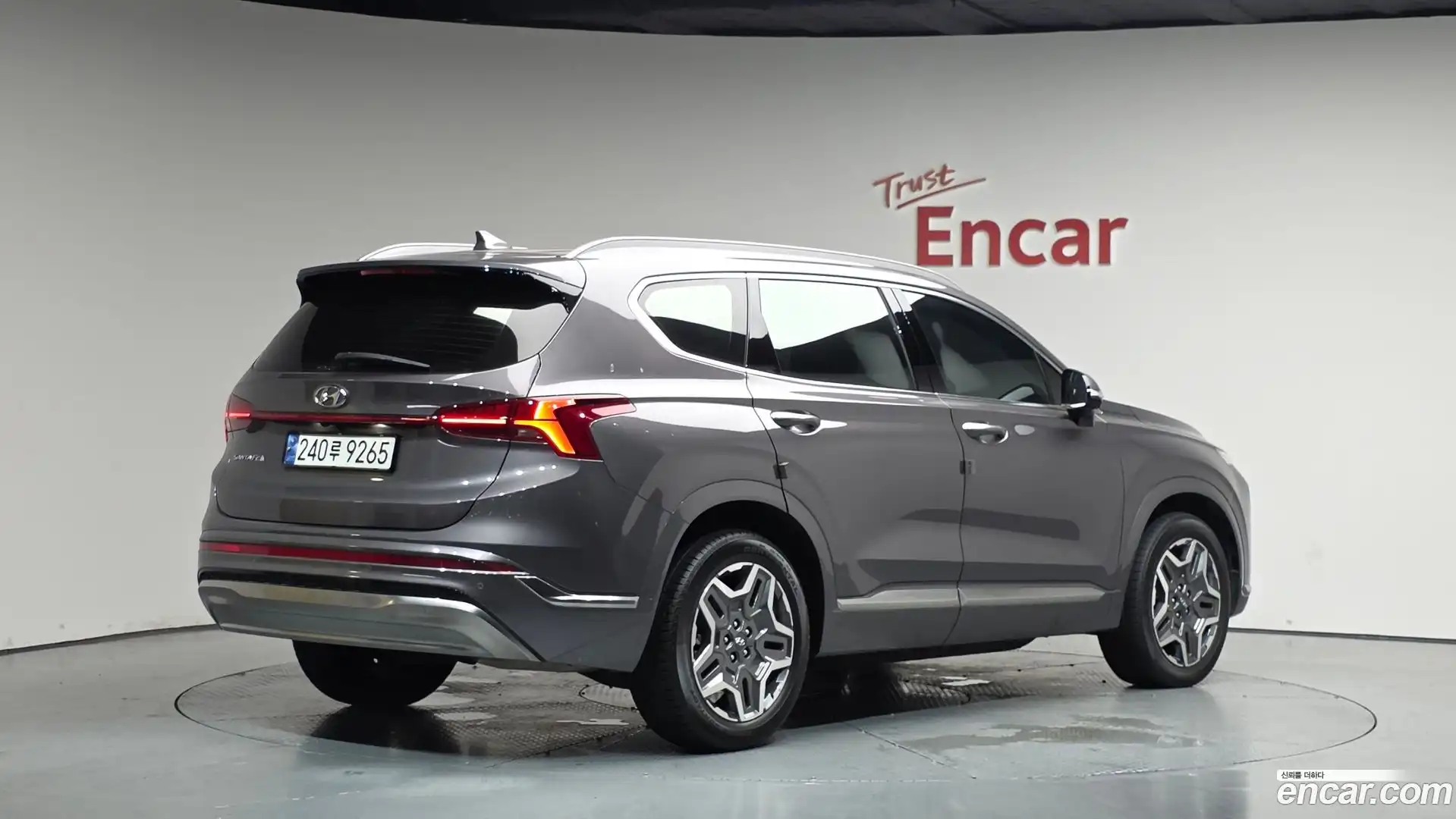 Santafe Hyundai 2023.4-OUTER-002