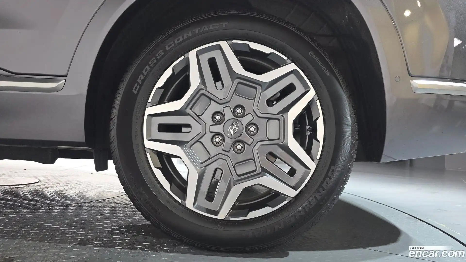 Santafe Hyundai 2023.4-OUTER-031