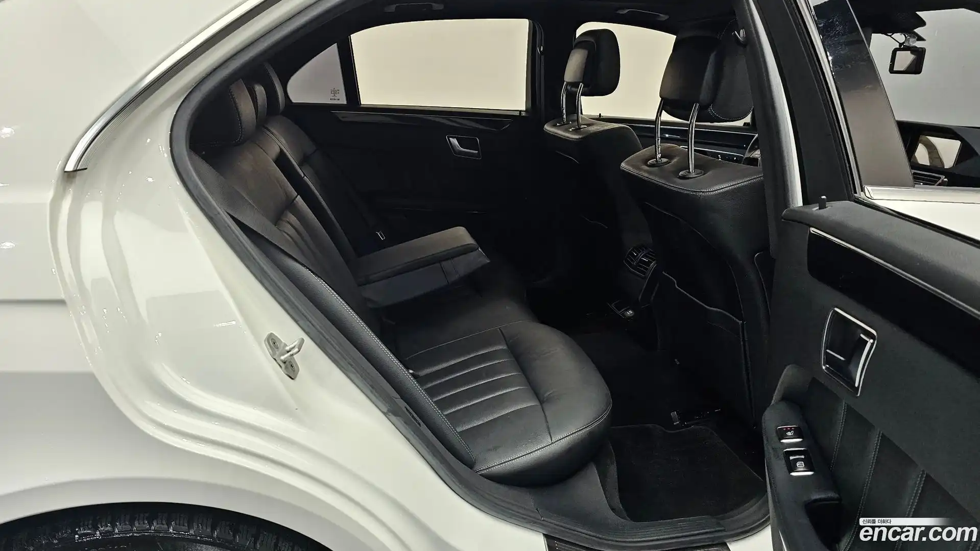 E-Class Mercedes-Benz 2014.7-OPTION-015