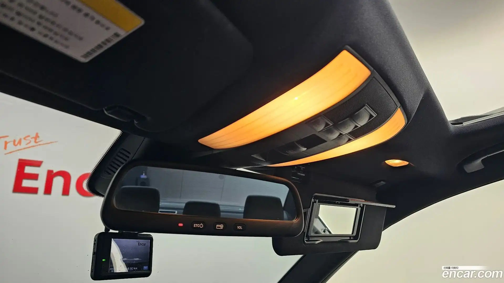 E-Class Mercedes-Benz 2014.7-OPTION-018