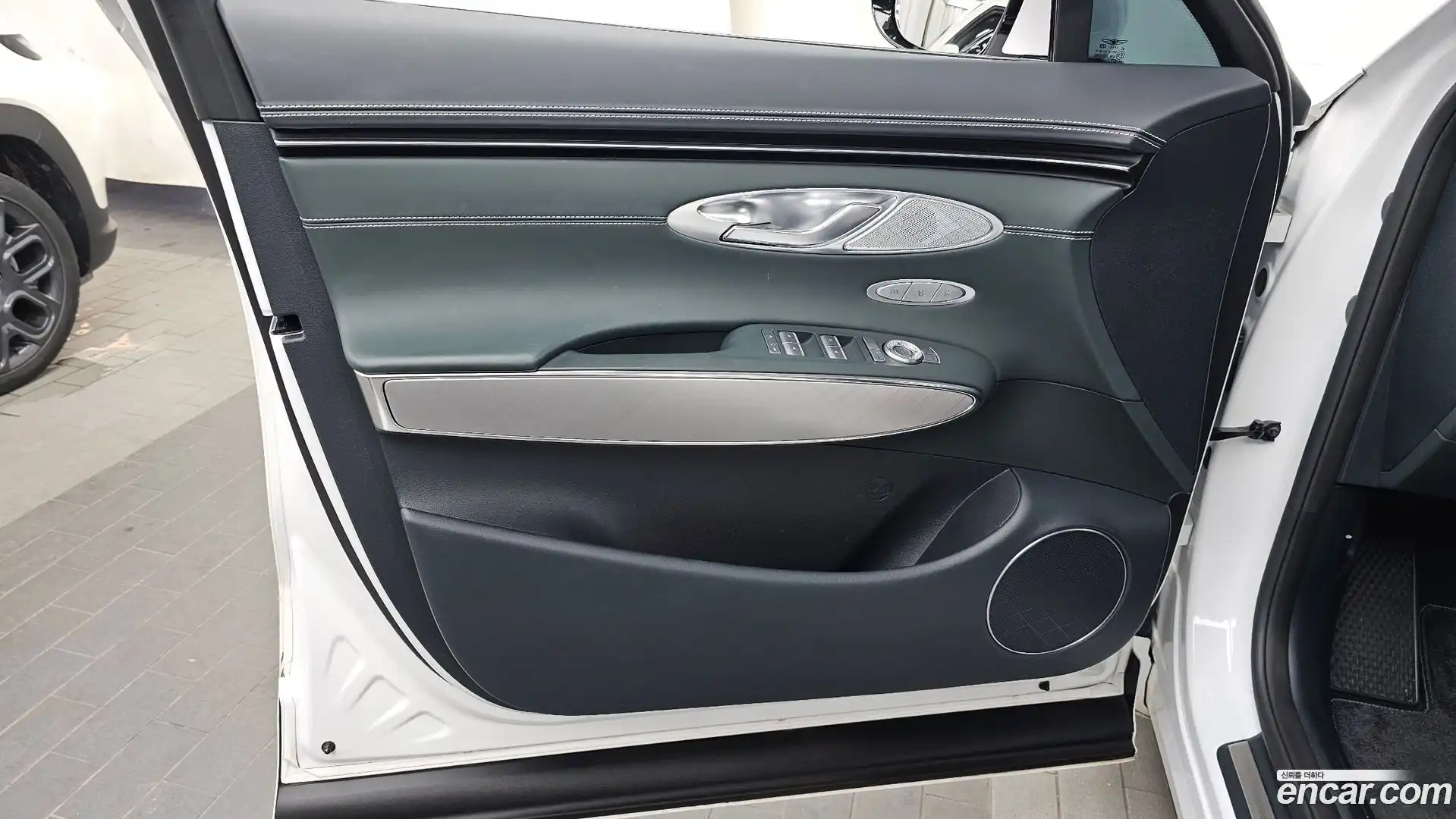 GV70 Genesis 2023.10-INNER-034