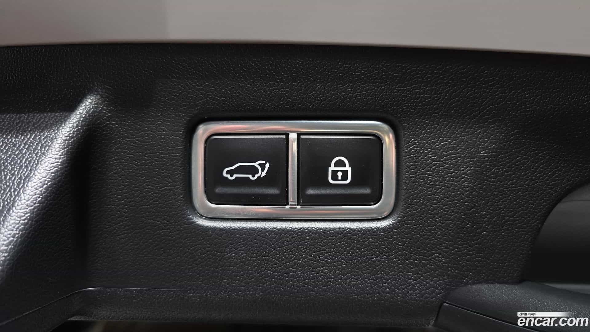 Sorento Kia 2022.8-OPTION-045