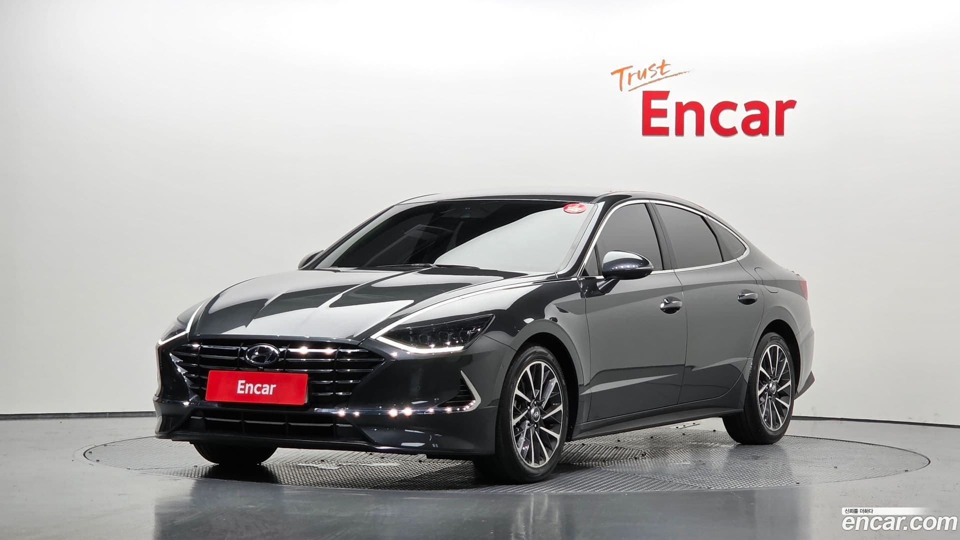 Main__Slider__Photo:Sonata Hyundai 2019.3-0