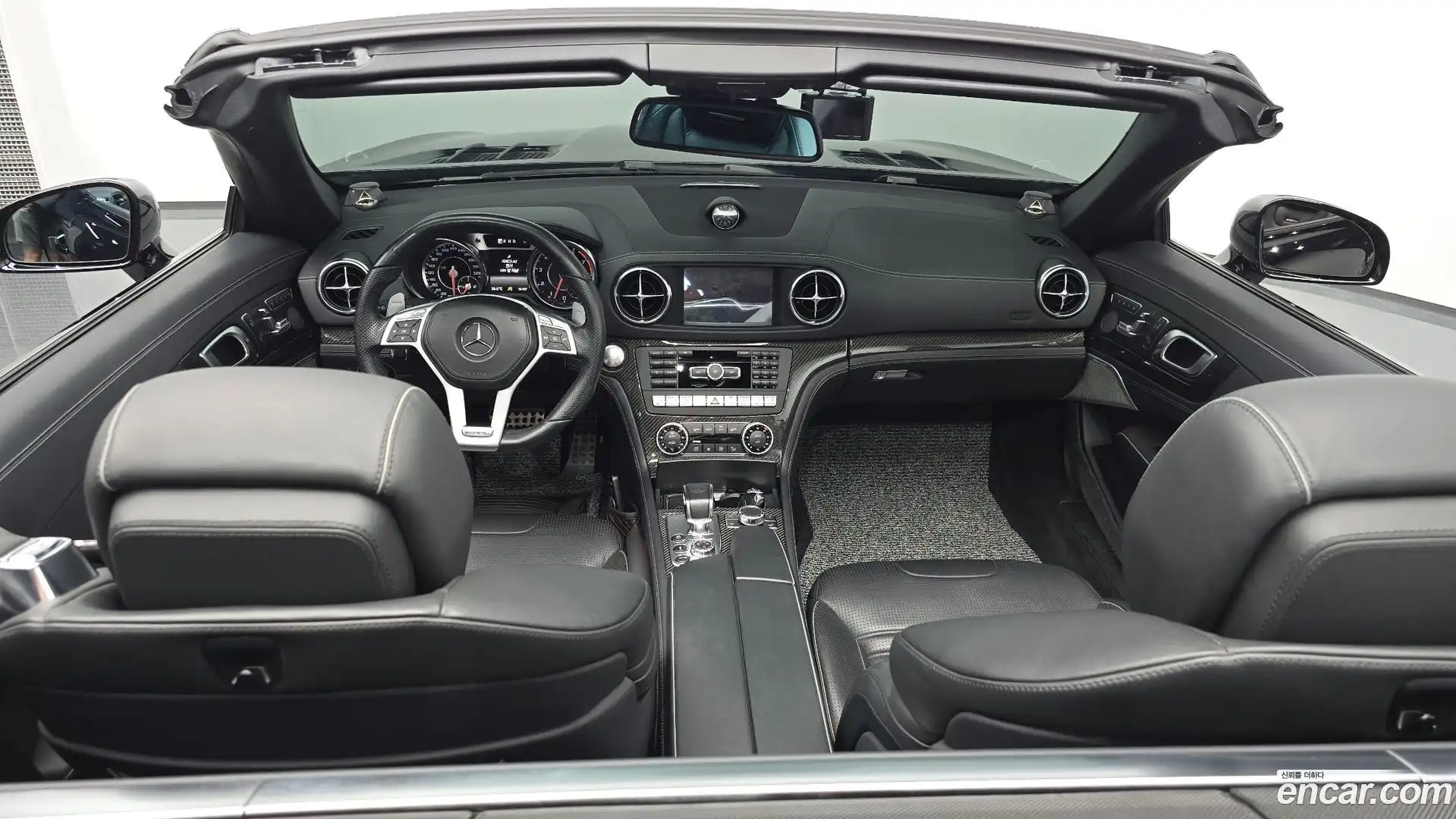 SL-Class Mercedes-Benz 2016.11-INNER-007