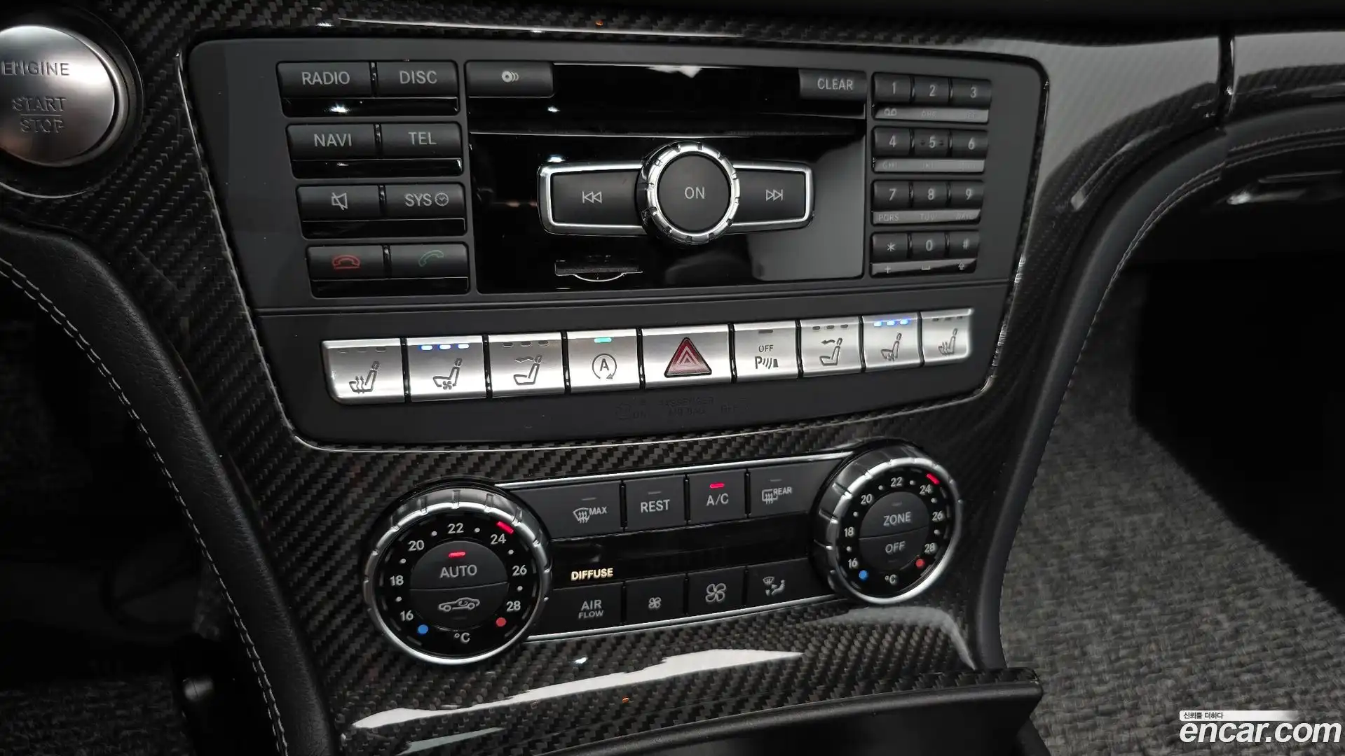 SL-Class Mercedes-Benz 2016.11-OPTION-021
