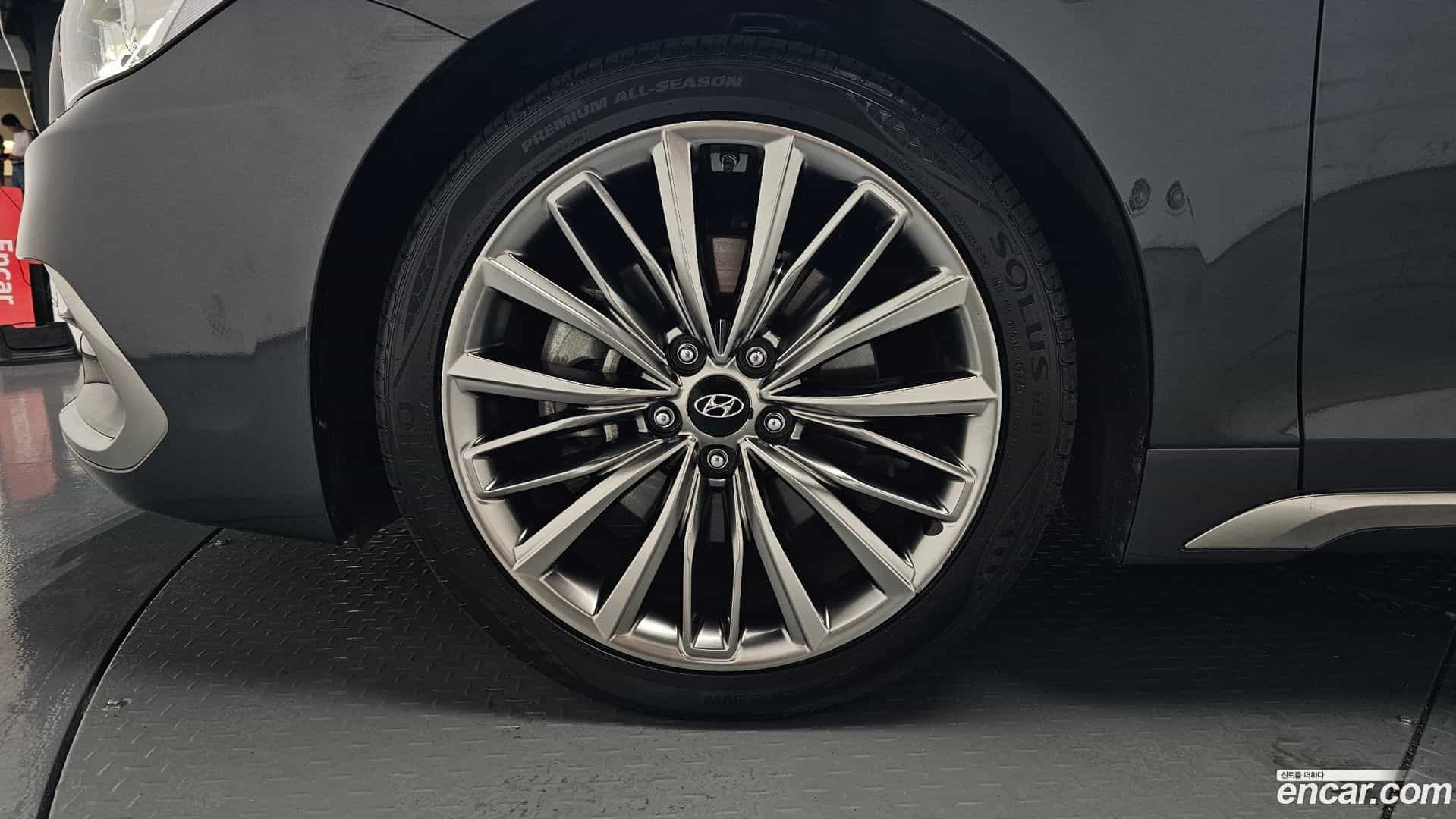 Grandeur Hyundai 2019.2-OUTER-005