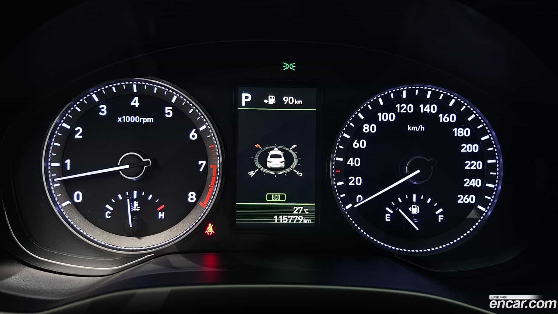 Grandeur Hyundai 2019.2-INNER-008