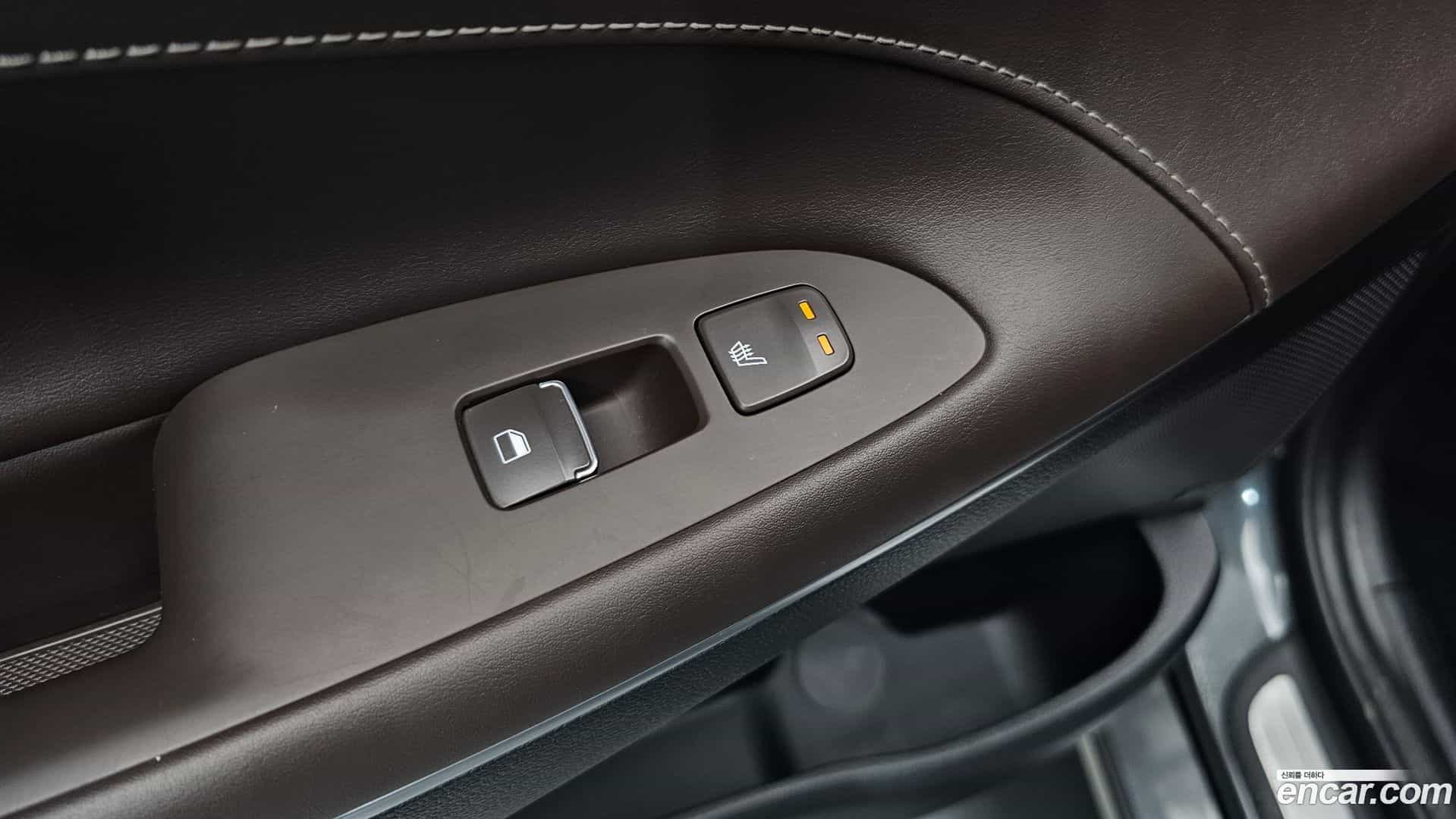 Grandeur Hyundai 2019.2-OPTION-023