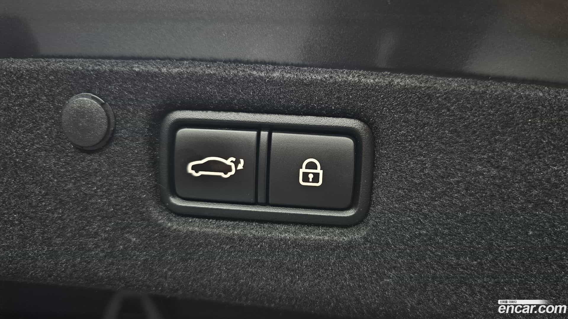 Grandeur Hyundai 2019.2-OPTION-024