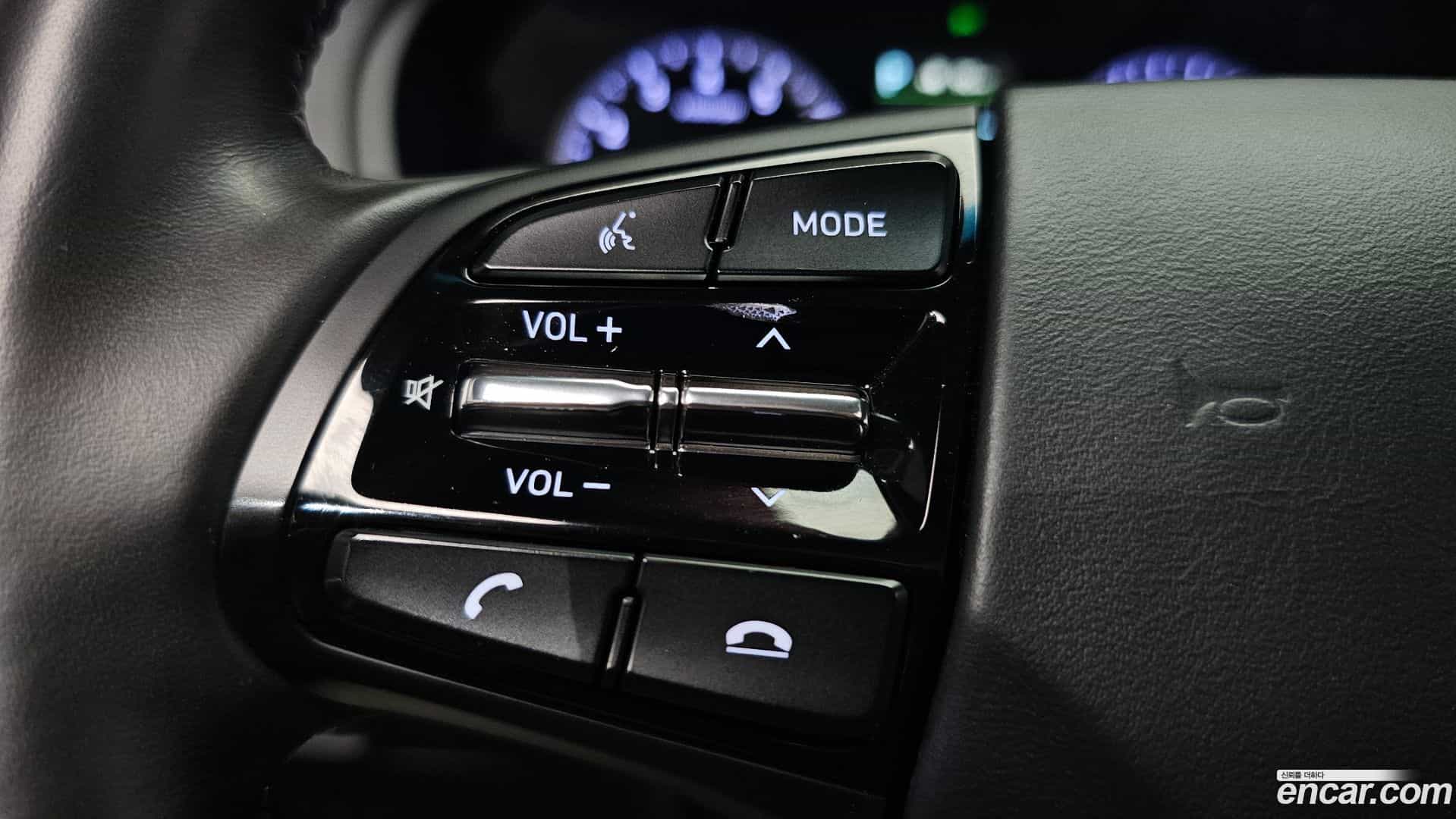Grandeur Hyundai 2019.2-OPTION-041