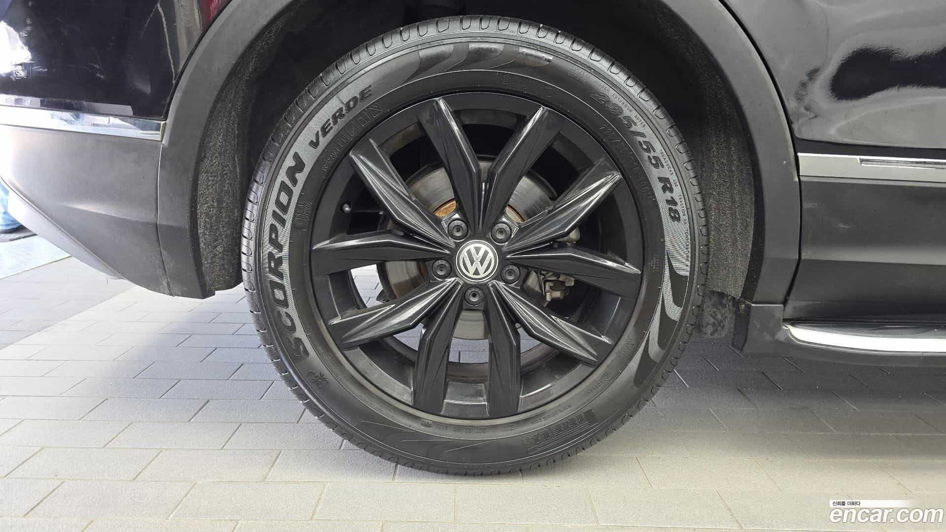 Tiguan Volkswagen 2020.3-OUTER-005