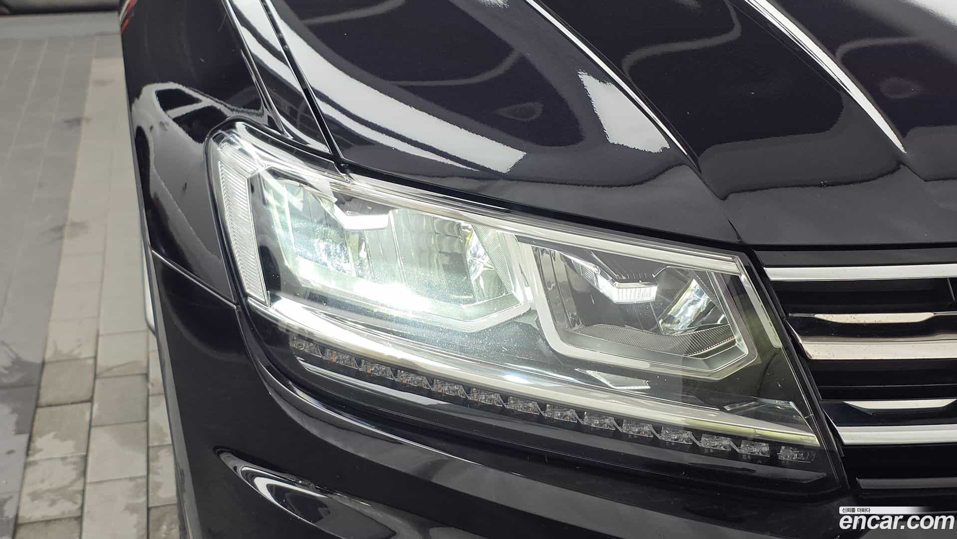 Tiguan Volkswagen 2020.3-OUTER-032