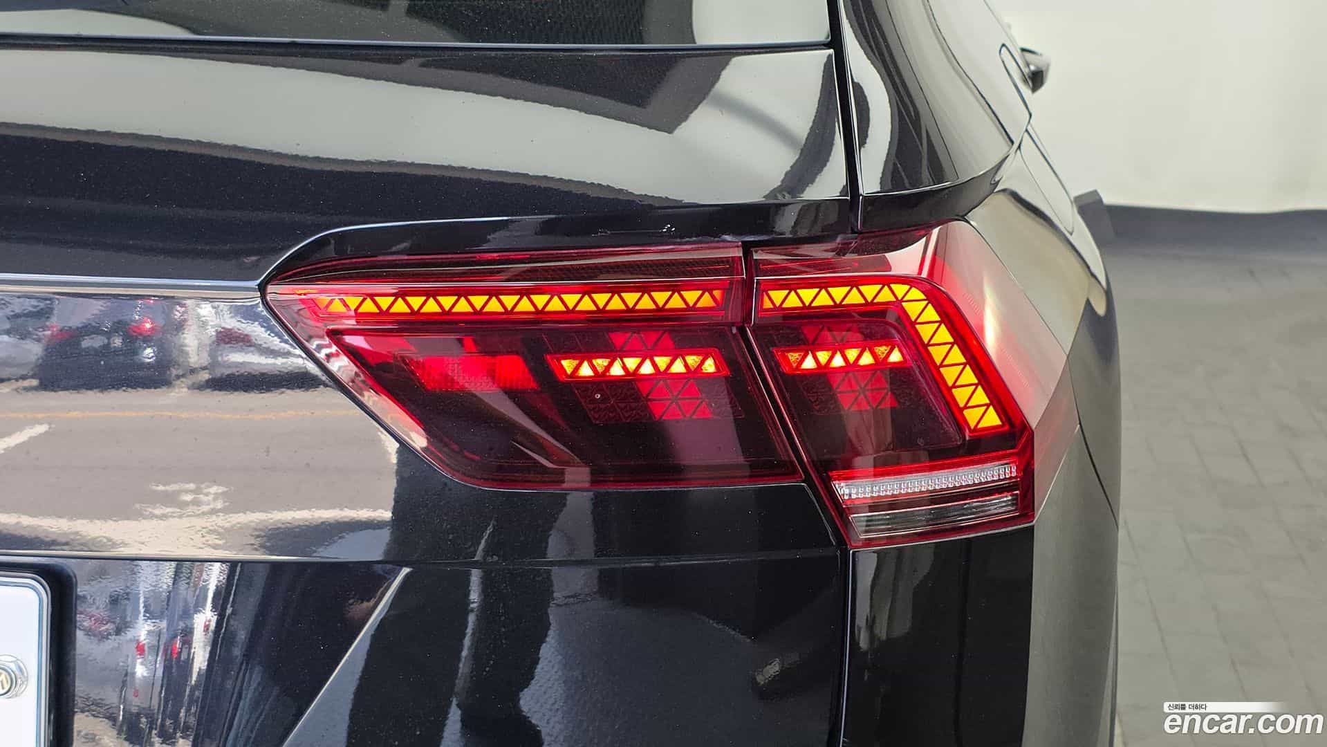 Tiguan Volkswagen 2020.3-OUTER-033