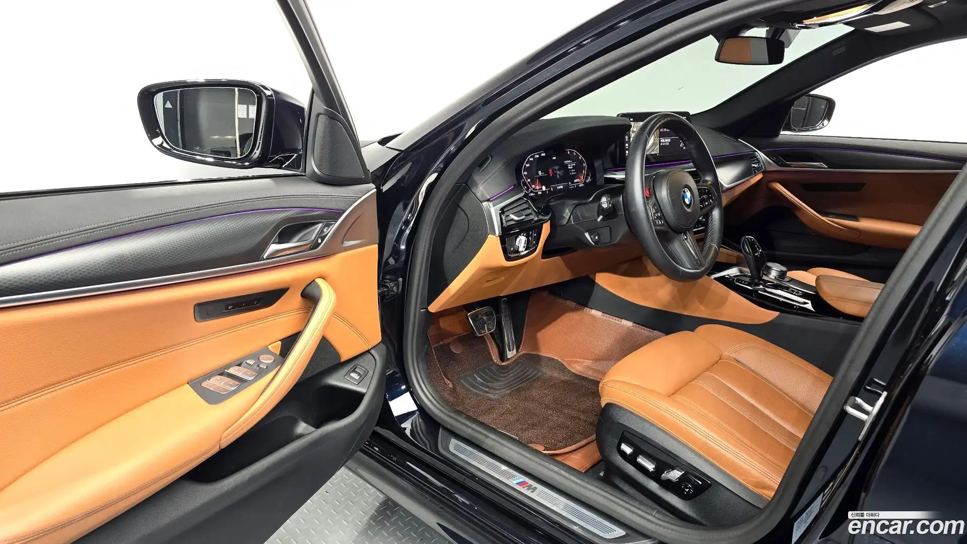 5-Series BMW 2023.0-INNER-010