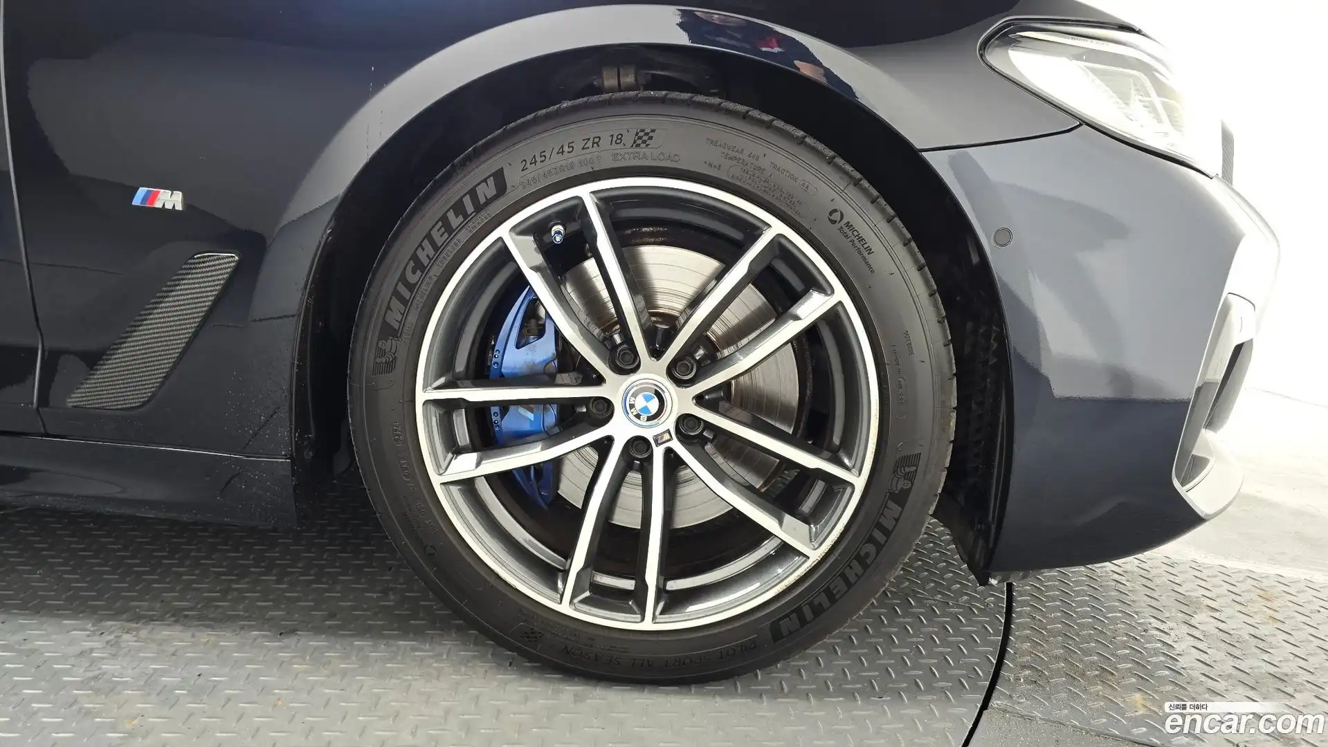 5-Series BMW 2023.0-OUTER-031