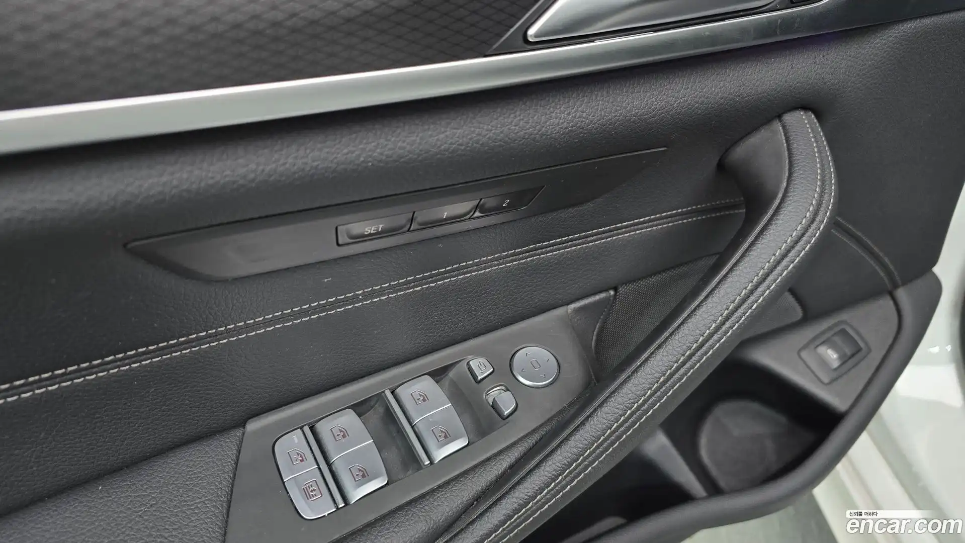 5-Series BMW 2023.8-OPTION-042