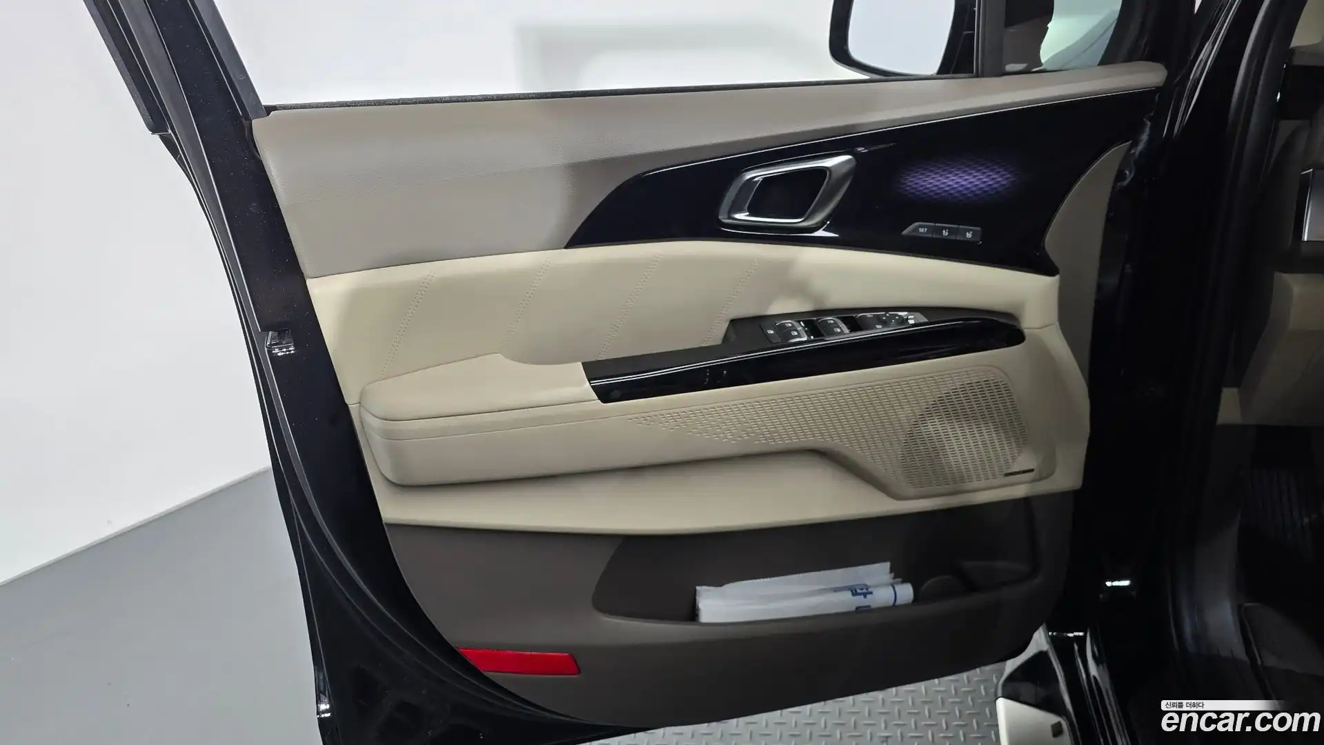 Canival Kia 2023.5-INNER-034