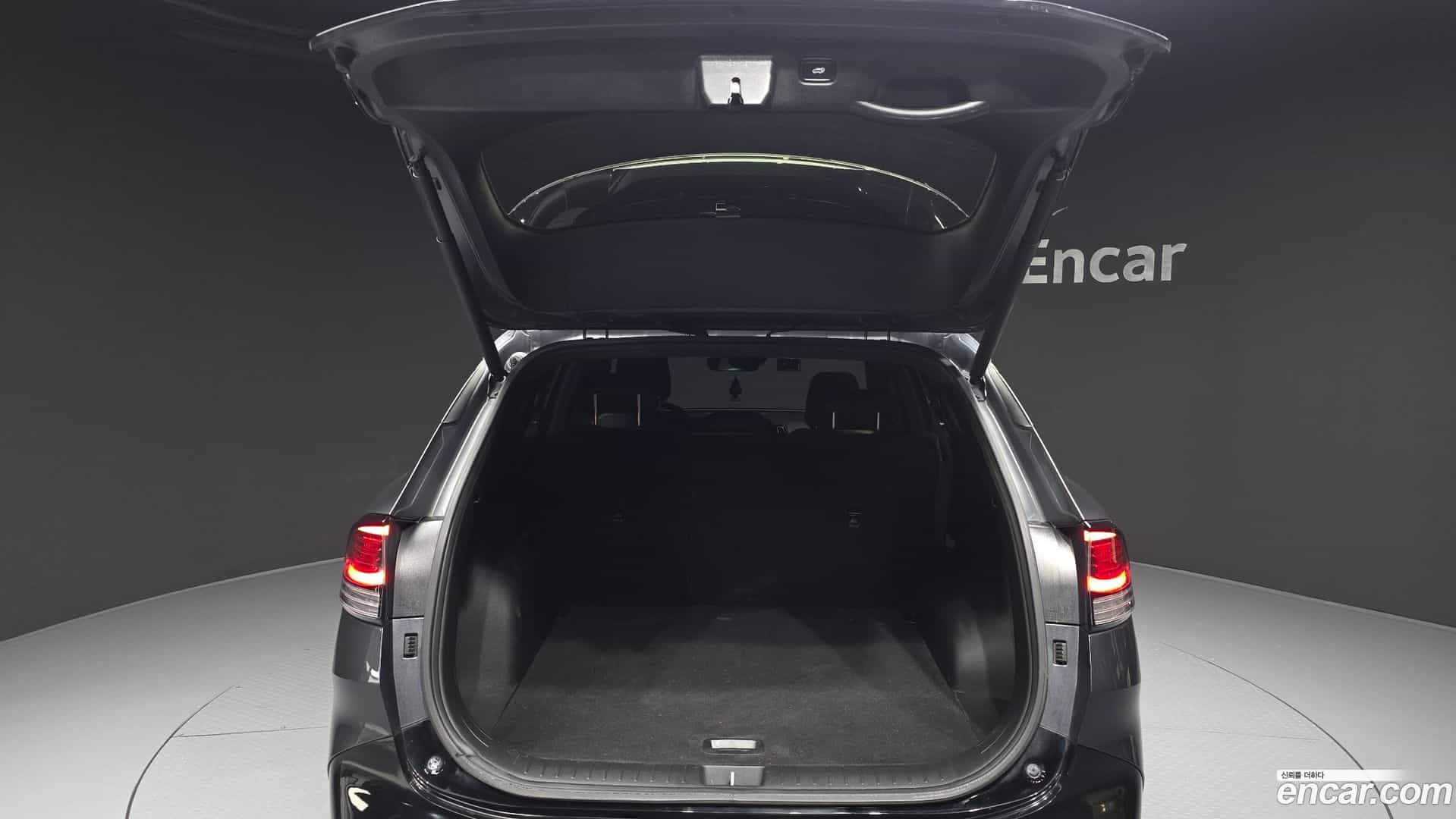 Sportage Kia 2021.8-OPTION-024