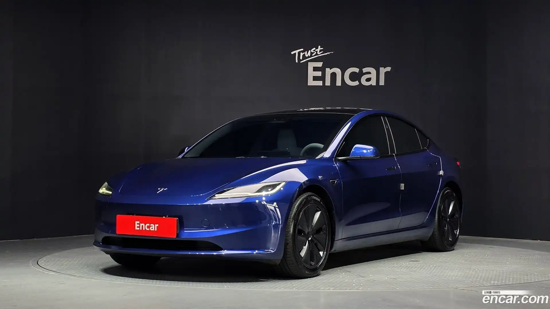 Model 3 Tesla 2024.4-OUTER-001