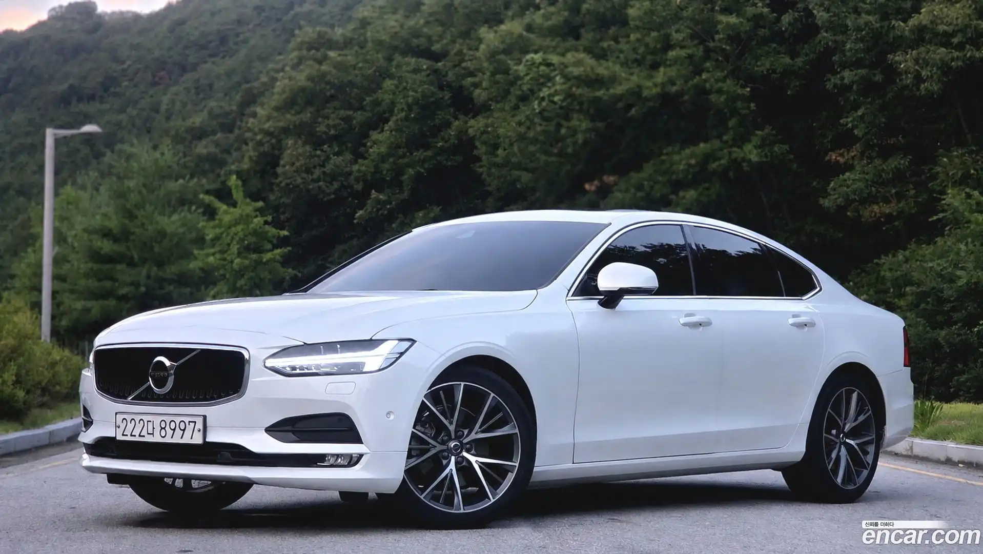 S90 Volvo 2017.3-OUTER-002