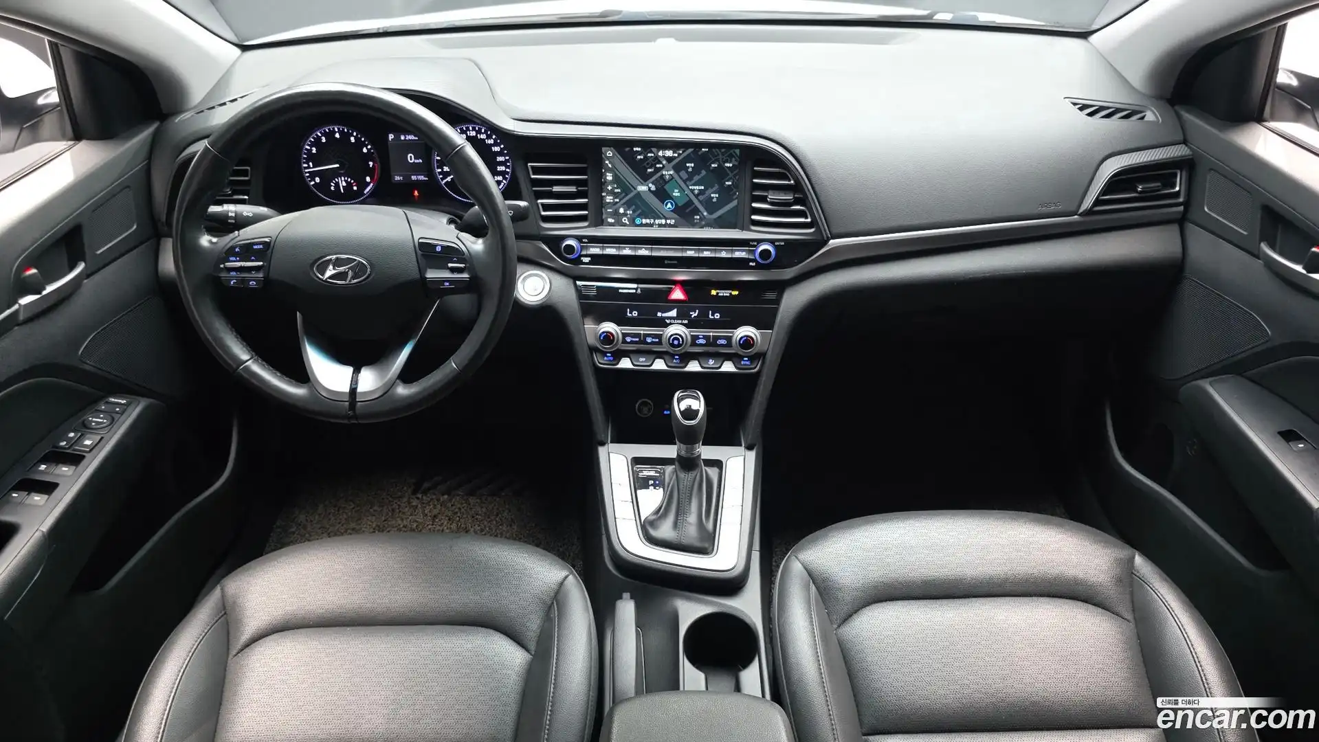 AVANTE Hyundai 2019.4-INNER-007