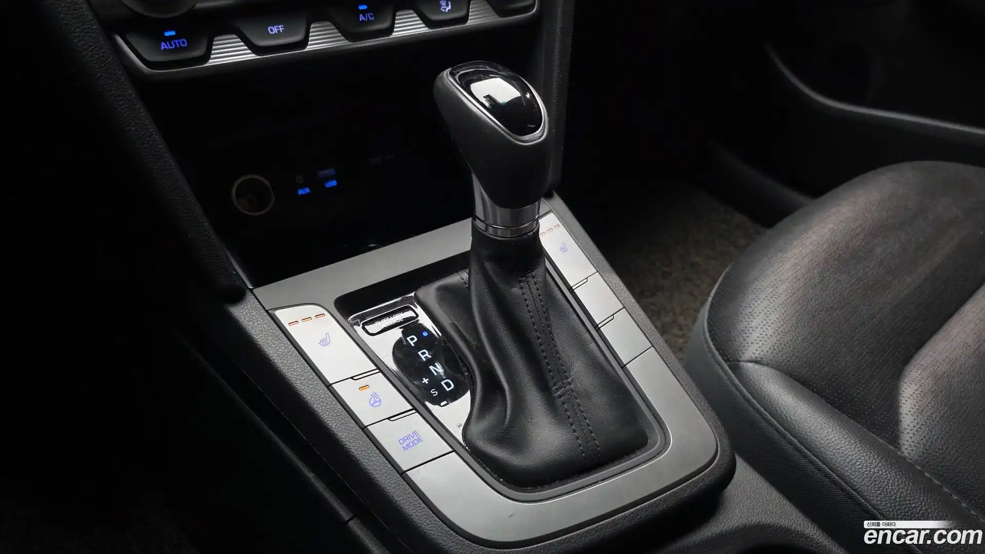 AVANTE Hyundai 2019.4-INNER-009