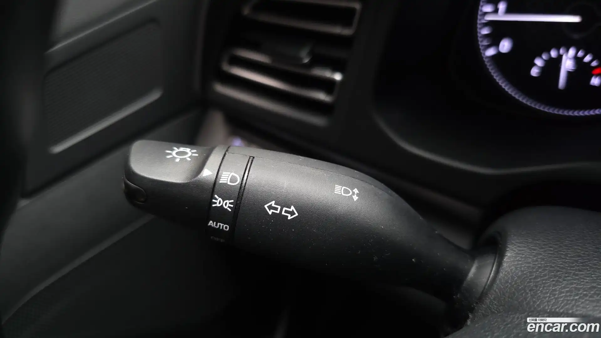 AVANTE Hyundai 2019.4-OPTION-023