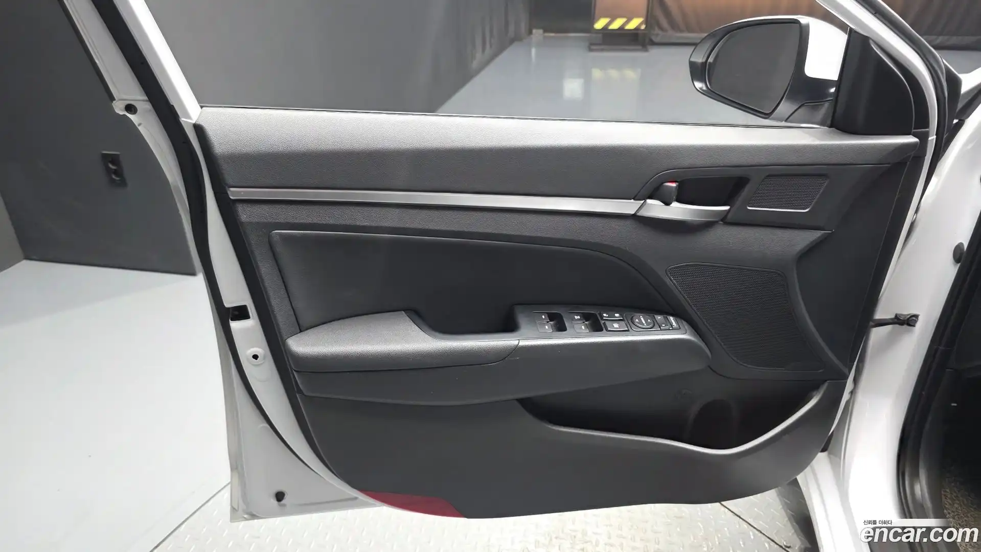 AVANTE Hyundai 2019.4-INNER-034